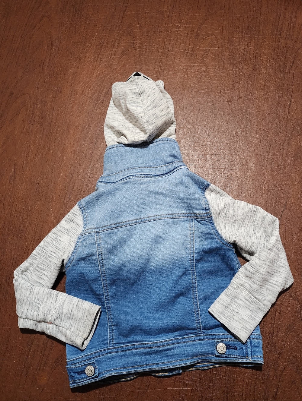 Cat & Jack Light Blue Denim Jacket with Gray Hoodie Sleeves - Picture 7 of 7